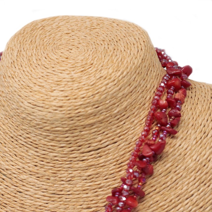 Colliers en Eclats de pierre de Corail rouge