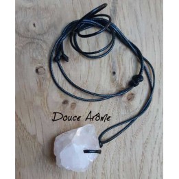 Pendentif en Quartz rose brute