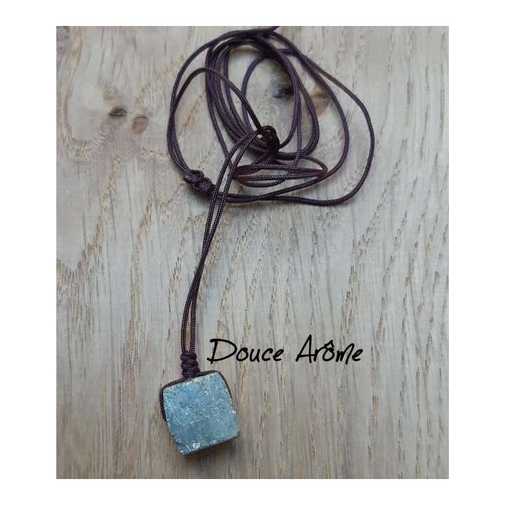 Pendentif en Pyrite brute