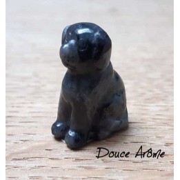 Chien en Labradorite