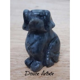 Chien en Labradorite