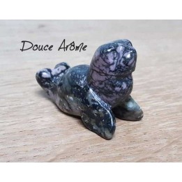Lion de mer en Rhodonite