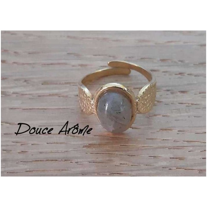 Bague dorée de Labradorite