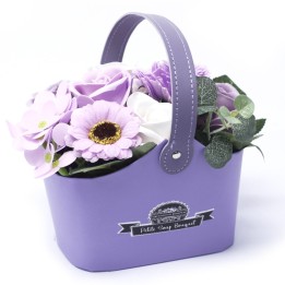 Petit panier de fleurs de savon