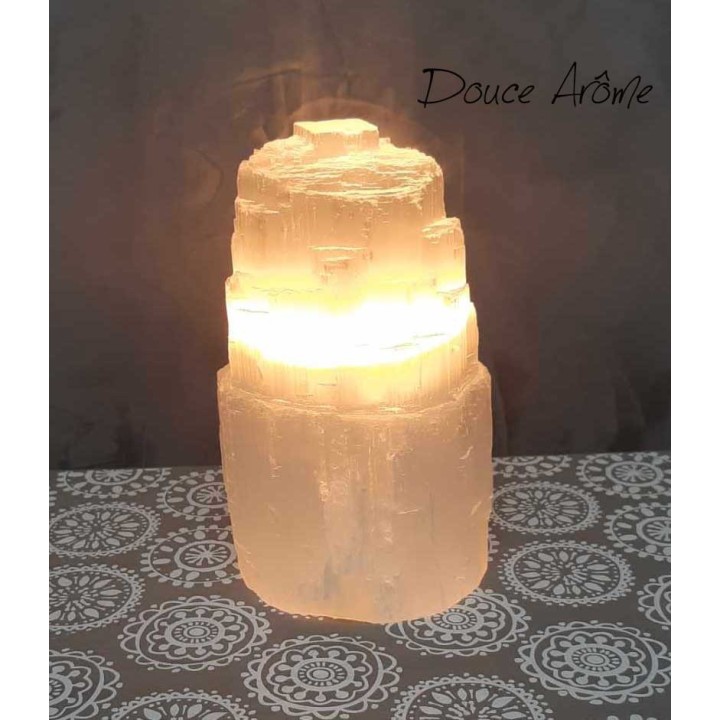Lampe en Sélénite