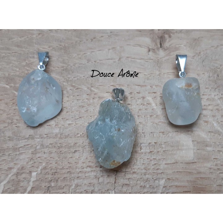 Pendentif Topaze Bleue