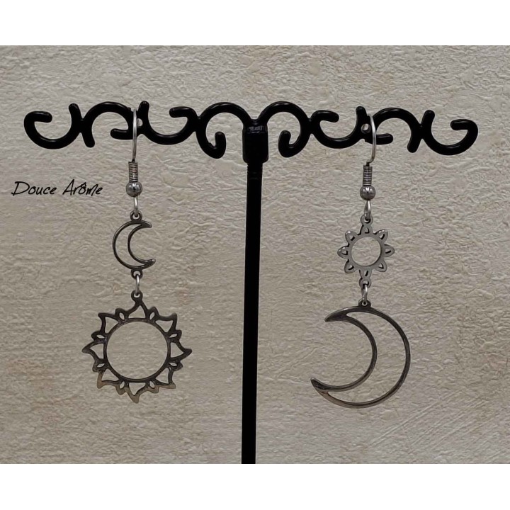 Boucles d'oreilles lune et soleil Argentées