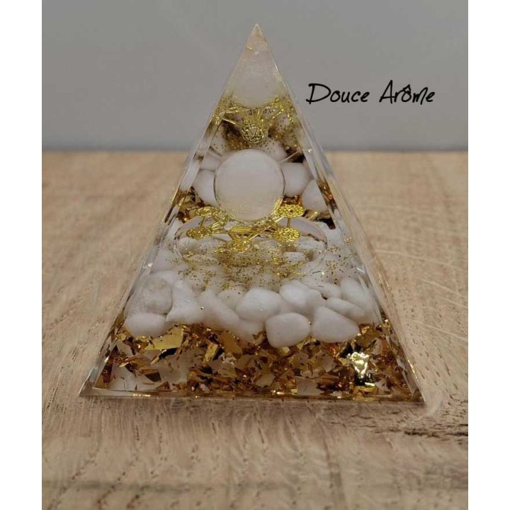 Pyramide Orgonite
