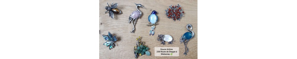 Broches